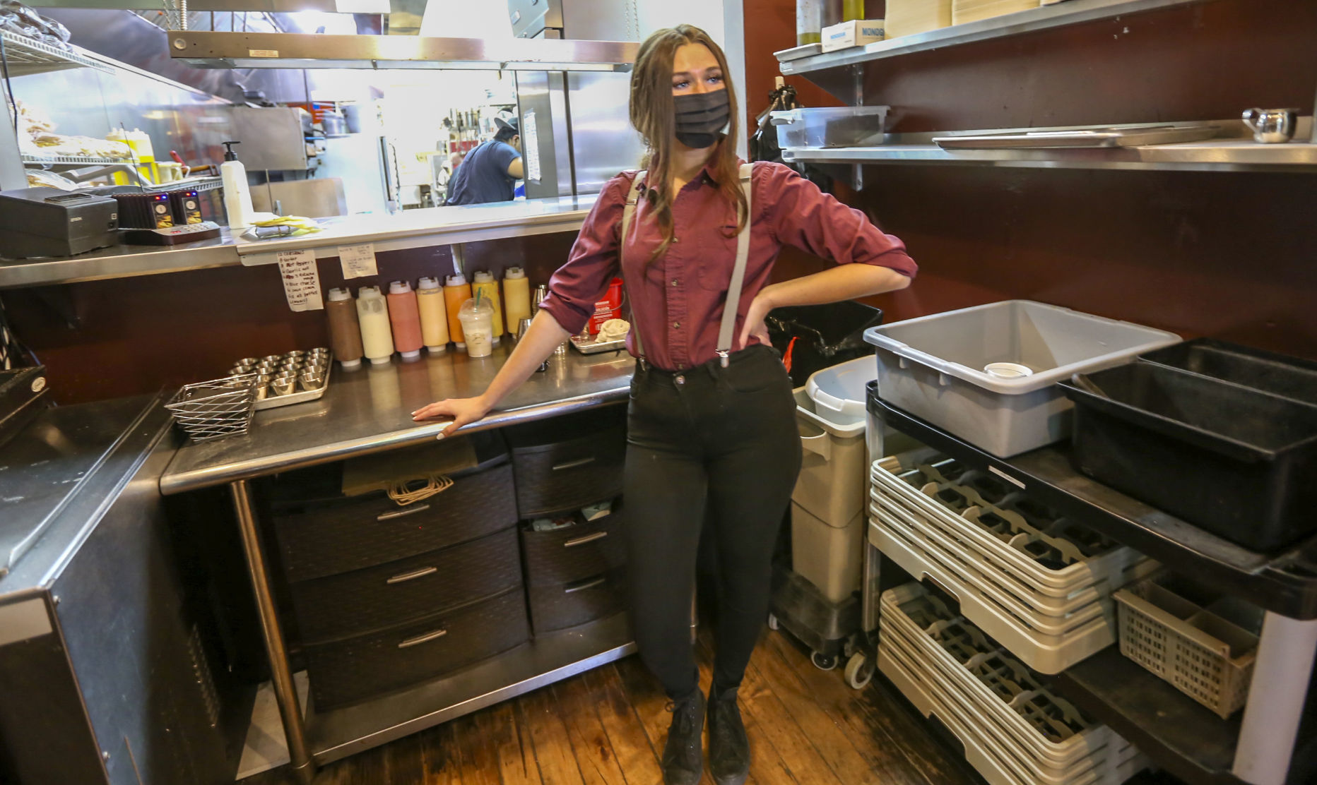 Radius restaurant in Valpo reopens